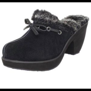 skechers relaxed fit easy going rolling women's clogs